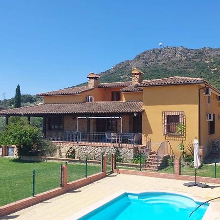 Casa Rural Dalia Sierra de Fuentes Екстериор снимка