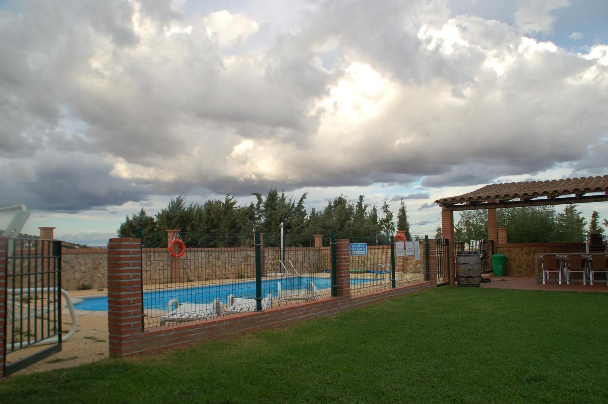 Casa Rural Dalia Sierra de Fuentes Екстериор снимка