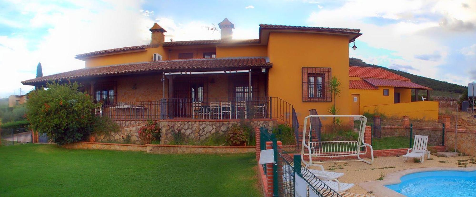 Casa Rural Dalia Sierra de Fuentes Екстериор снимка