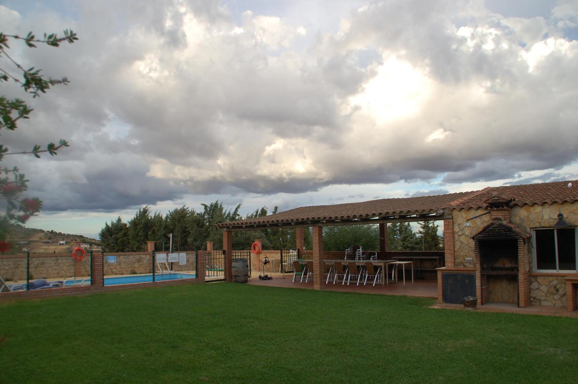Casa Rural Dalia Sierra de Fuentes Екстериор снимка