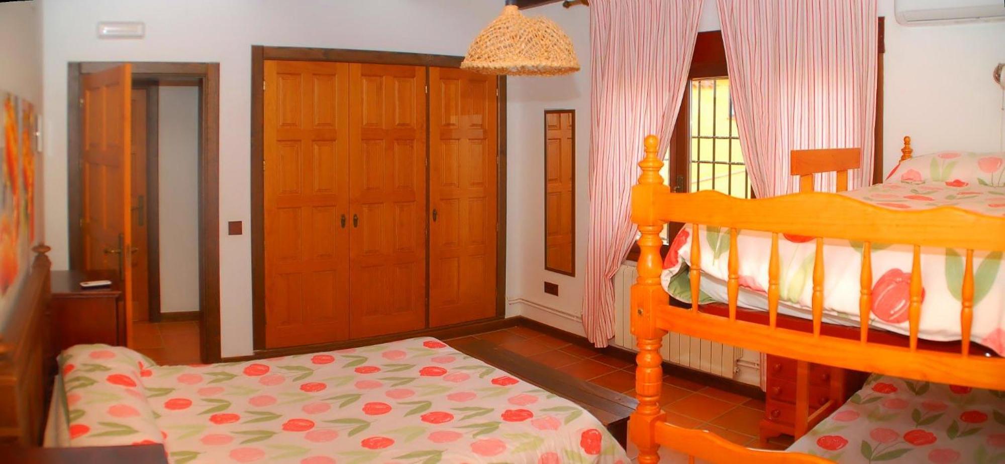 Casa Rural Dalia Sierra de Fuentes Екстериор снимка